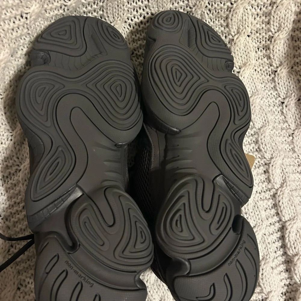 Yeezy Men's Black and Gray Sneakers - Picture 6 of 6